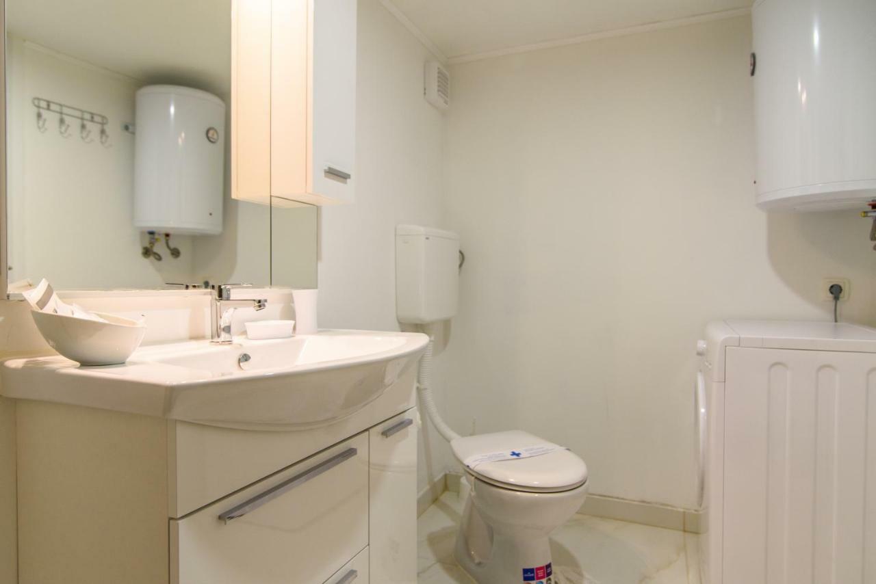 Studio Apartman Rea Трогир Экстерьер фото