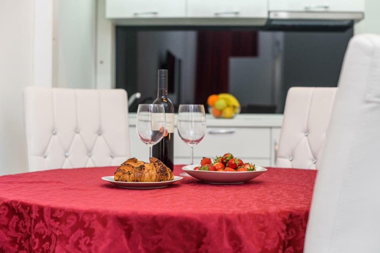 Studio Apartman Rea Трогир Экстерьер фото